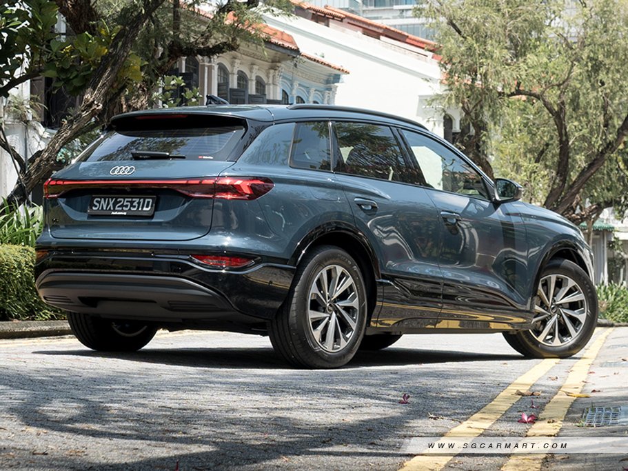 https://i.i-sgcm.com/new_cars/cars/21992/21992_g15