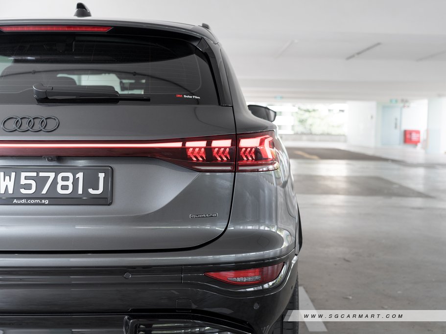 https://i.i-sgcm.com/new_cars/cars/21992/21992_g44
