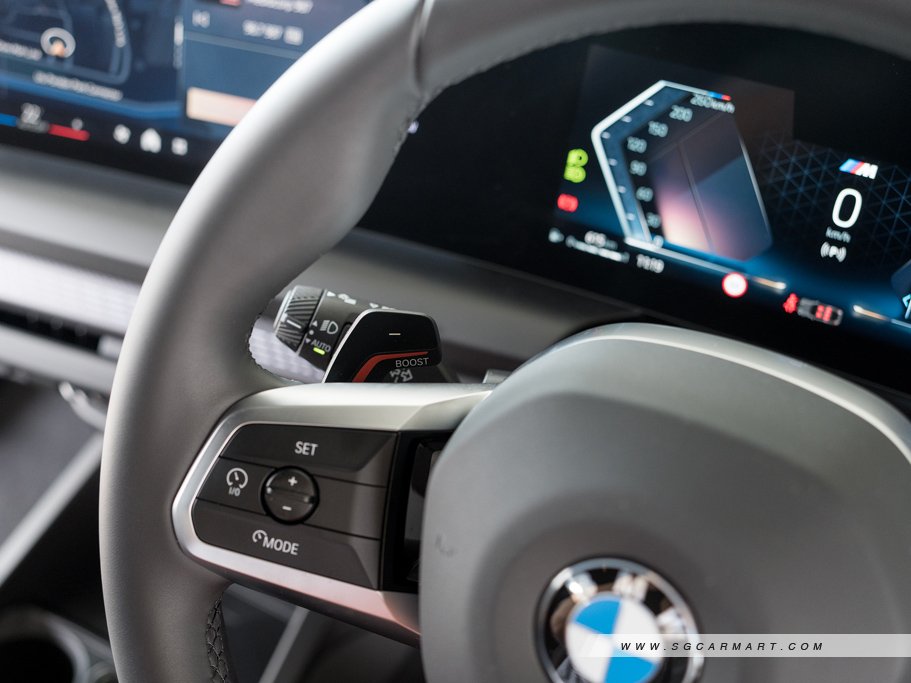 https://i.i-sgcm.com/new_cars/cars/22002/22002_g24