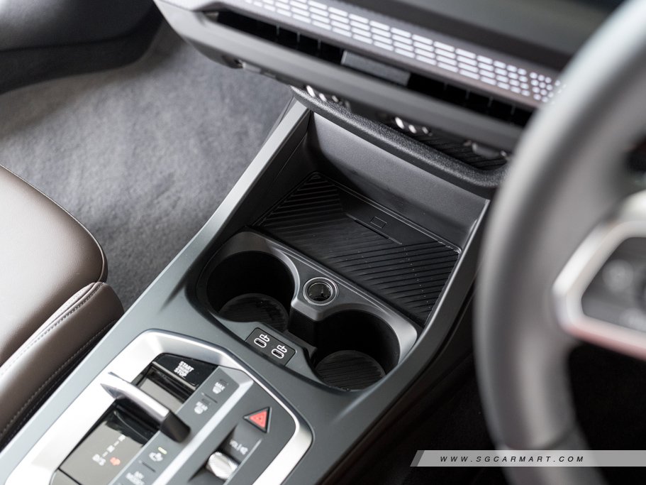 https://i.i-sgcm.com/new_cars/cars/22002/22002_g28