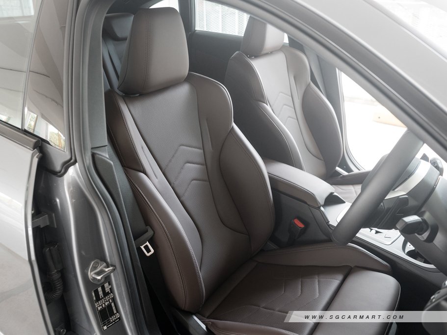 https://i.i-sgcm.com/new_cars/cars/22002/22002_g32