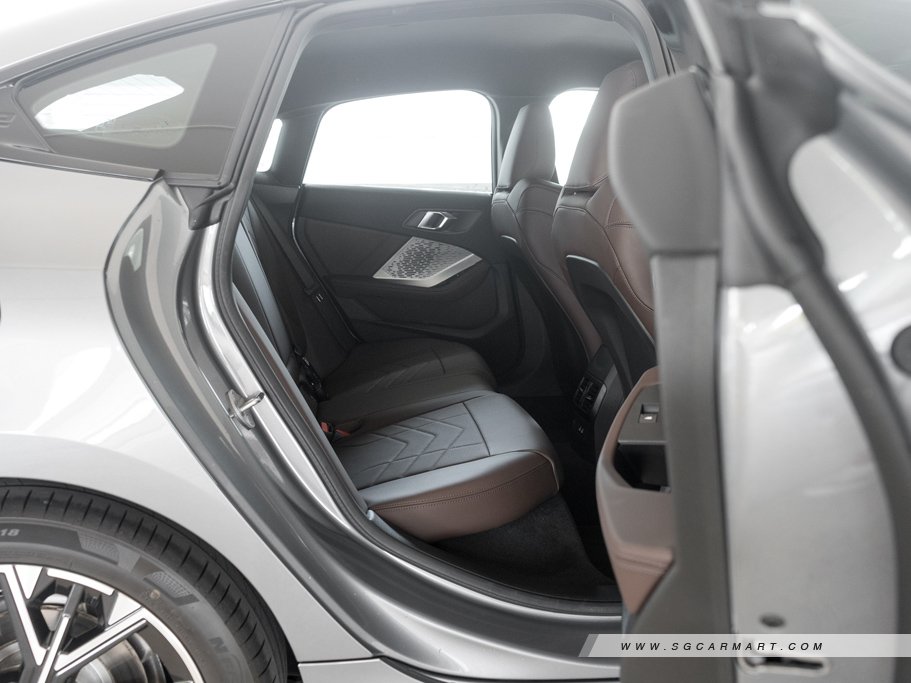 https://i.i-sgcm.com/new_cars/cars/22002/22002_g35