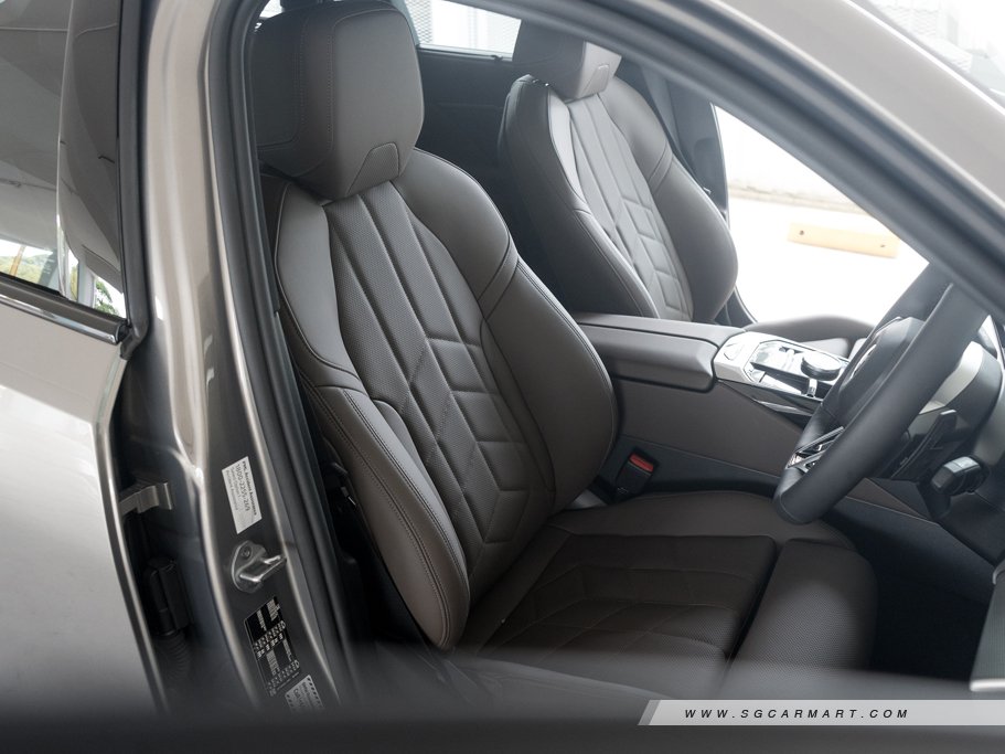 https://i.i-sgcm.com/new_cars/cars/22003/22003_g29