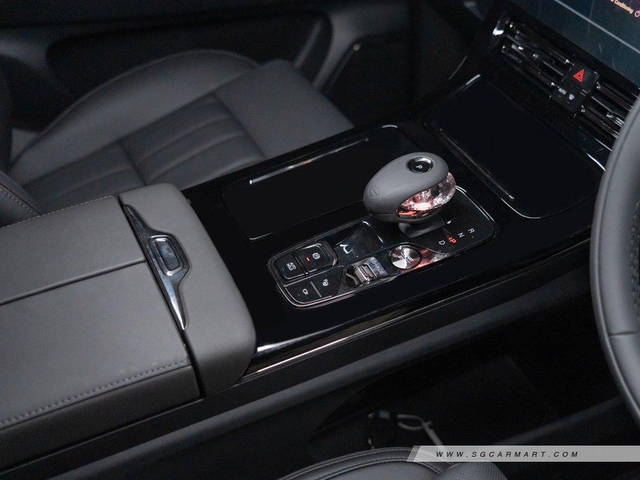 https://i.i-sgcm.com/new_cars/cars/22005/22005_g7