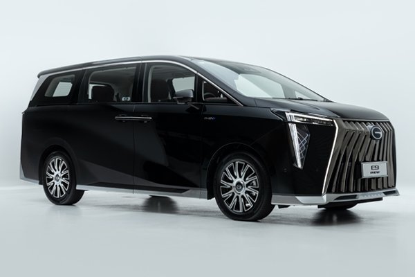 GAC E9 Plug-in Hybrid image