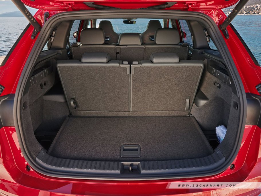 https://i.i-sgcm.com/new_cars/cars/22007/22007_g12