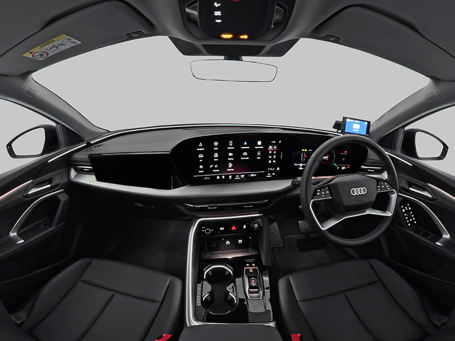 Audi 2.0 S line TFSI qu S tronic 360 thumbnail