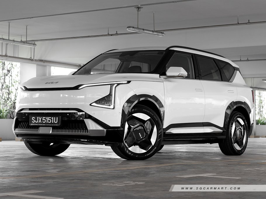 https://i.i-sgcm.com/new_cars/cars/22011/22011_g15