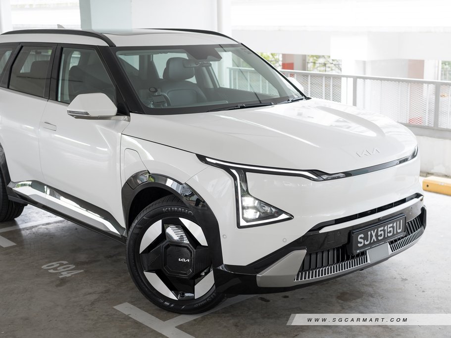 https://i.i-sgcm.com/new_cars/cars/22011/22011_g18