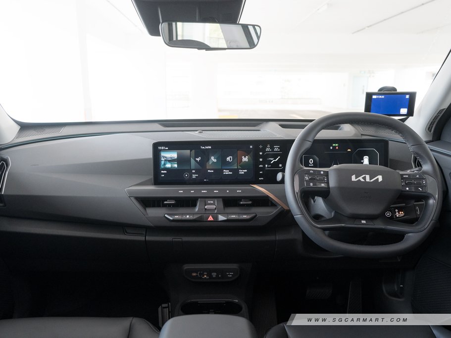 https://i.i-sgcm.com/new_cars/cars/22011/22011_g22