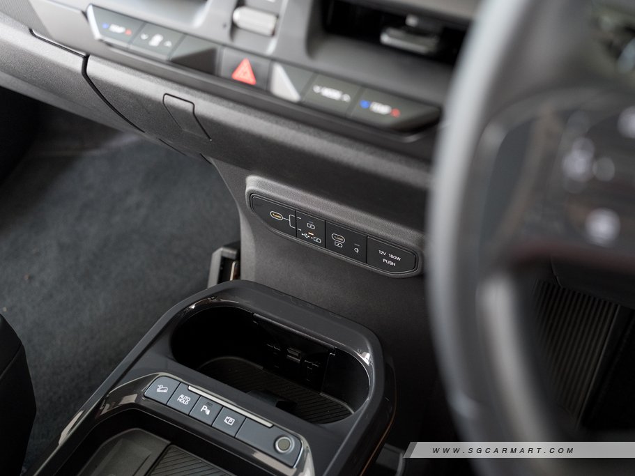https://i.i-sgcm.com/new_cars/cars/22011/22011_g30
