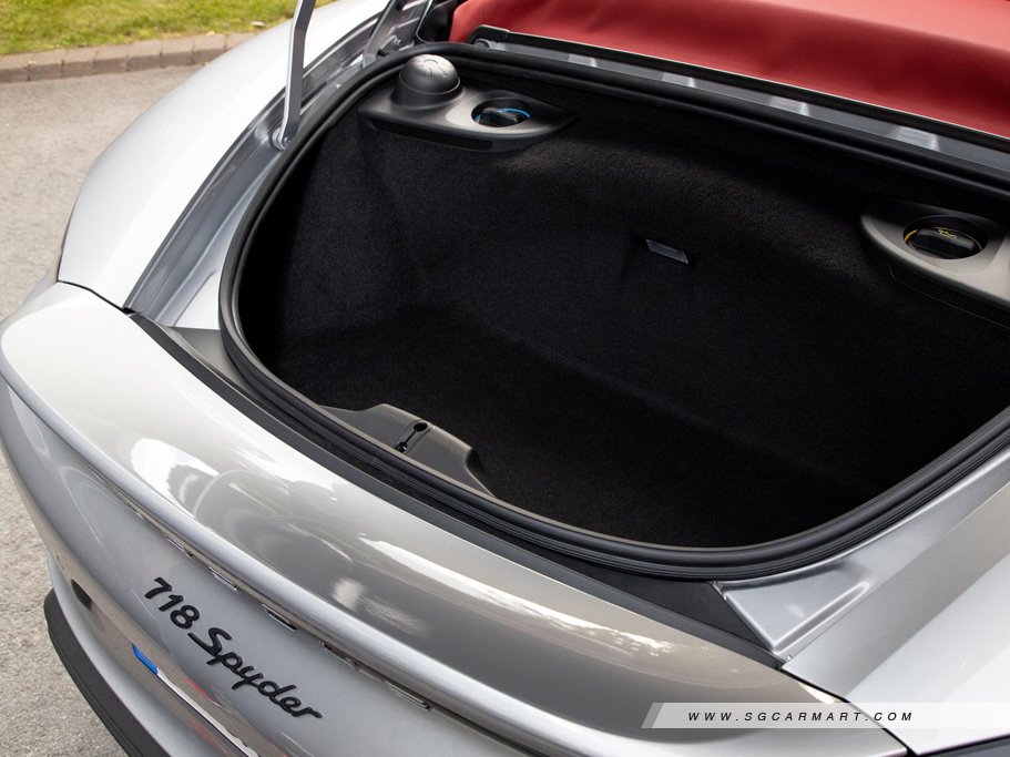 https://i.i-sgcm.com/new_cars/cars/22012/22012_g12