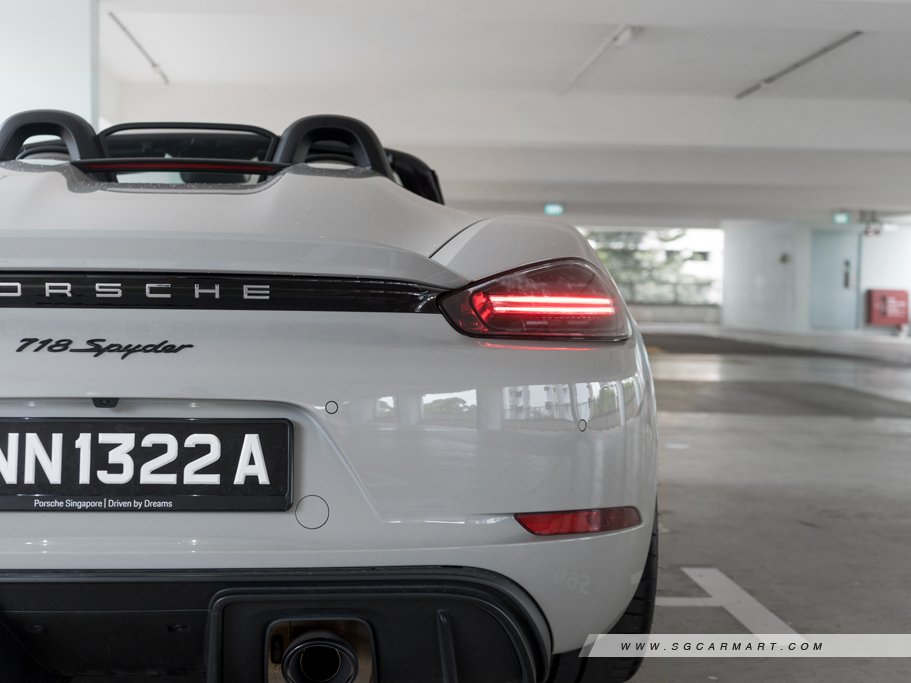 https://i.i-sgcm.com/new_cars/cars/22012/22012_g16