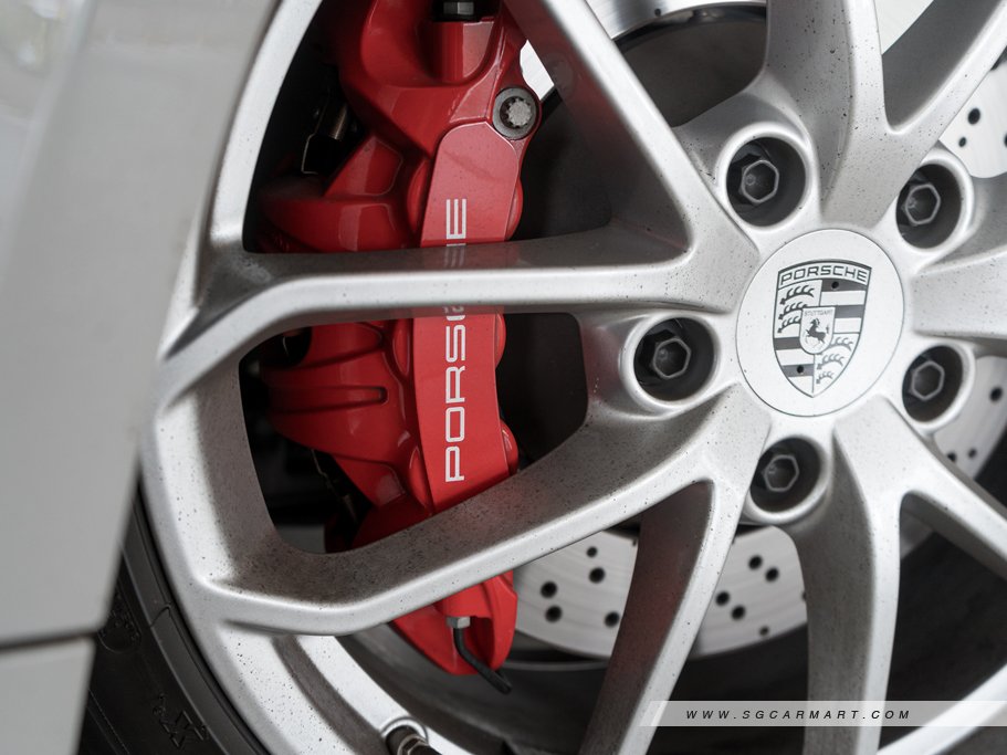 https://i.i-sgcm.com/new_cars/cars/22012/22012_g19