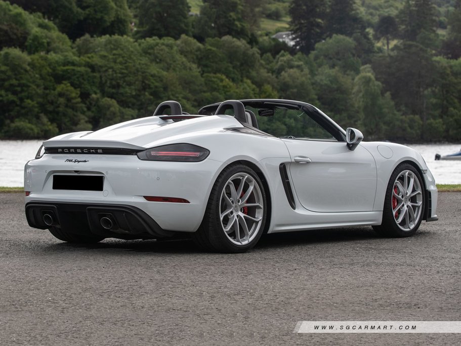 https://i.i-sgcm.com/new_cars/cars/22012/22012_g2