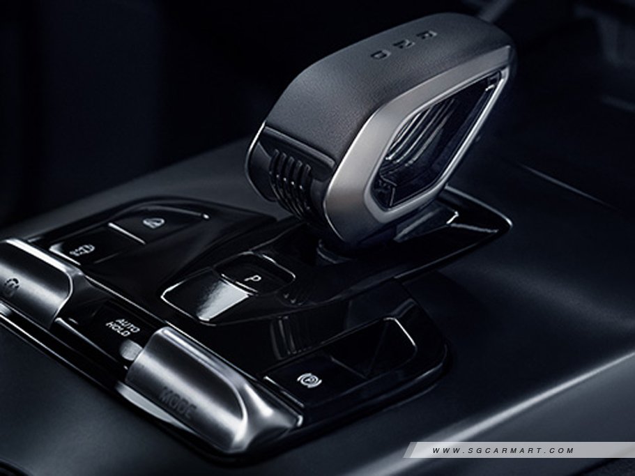 https://i.i-sgcm.com/new_cars/cars/22013/22013_g9