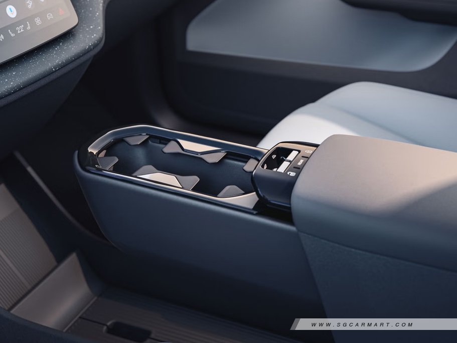 https://i.i-sgcm.com/new_cars/cars/22017/22017_g10