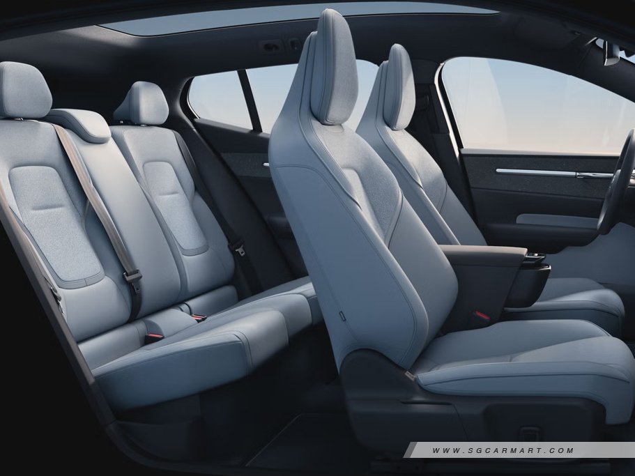 https://i.i-sgcm.com/new_cars/cars/22017/22017_g11