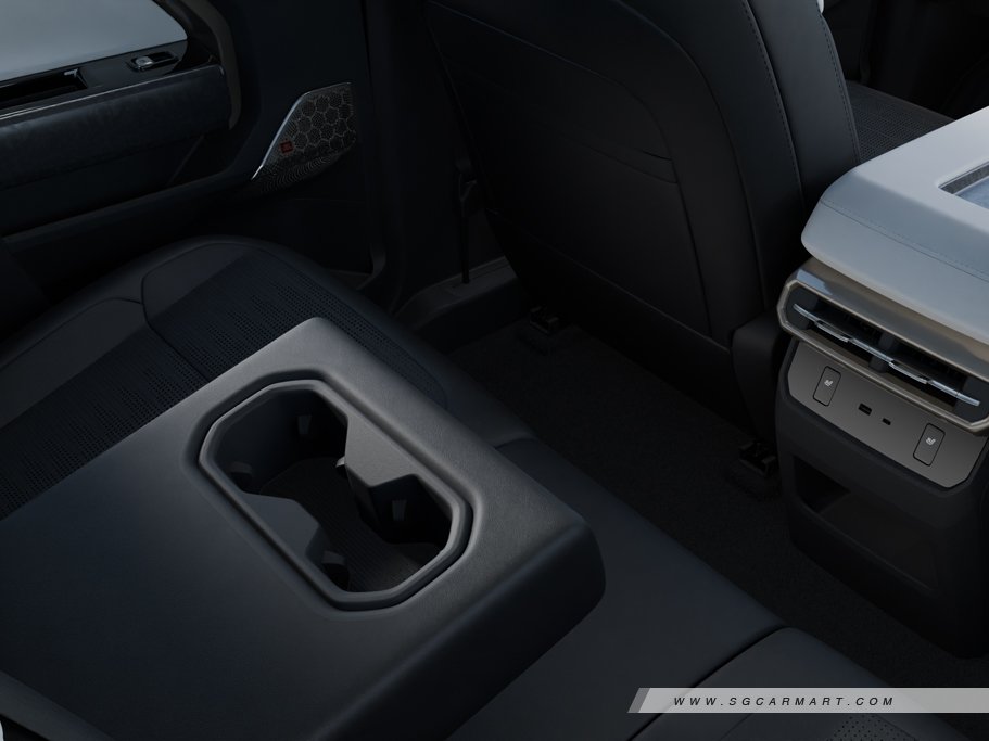 https://i.i-sgcm.com/new_cars/cars/22018/22018_g12
