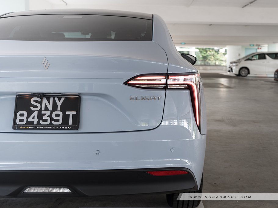 https://i.i-sgcm.com/new_cars/cars/22022/22022_g18