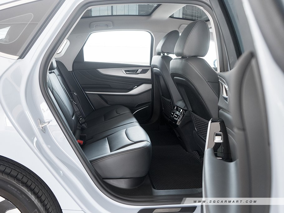 https://i.i-sgcm.com/new_cars/cars/22022/22022_g32
