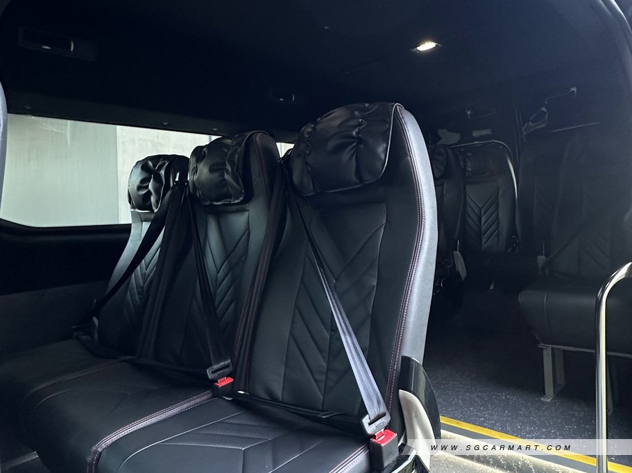 https://i.i-sgcm.com/new_cars/cars/22023/22023_g12
