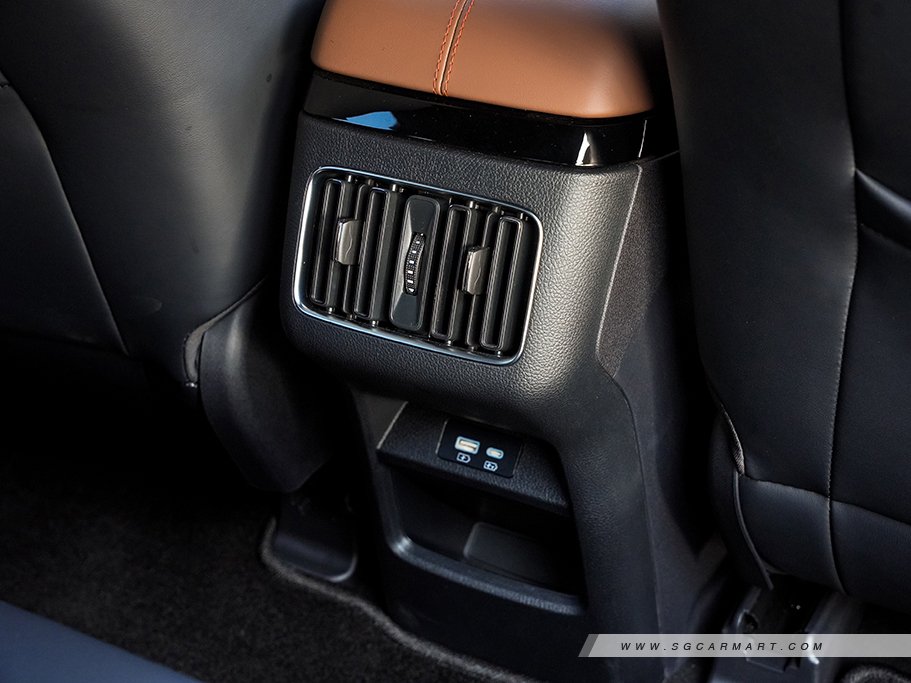 https://i.i-sgcm.com/new_cars/cars/22025/22025_g16