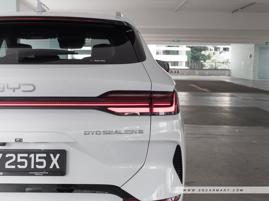 https://i.i-sgcm.com/new_cars/cars/22025/22025_g26