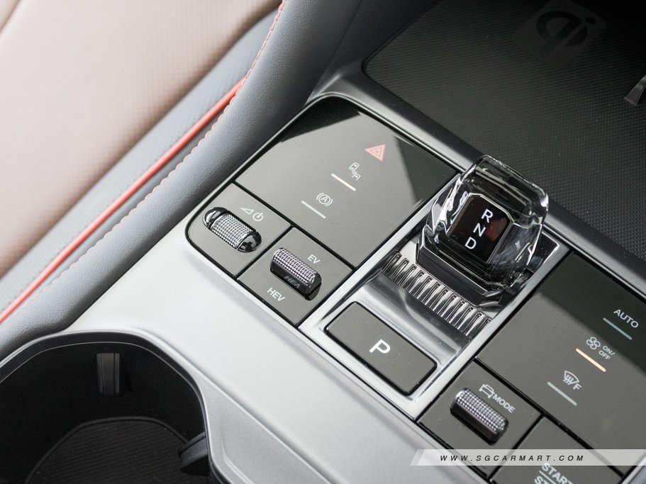 https://i.i-sgcm.com/new_cars/cars/22025/22025_g37
