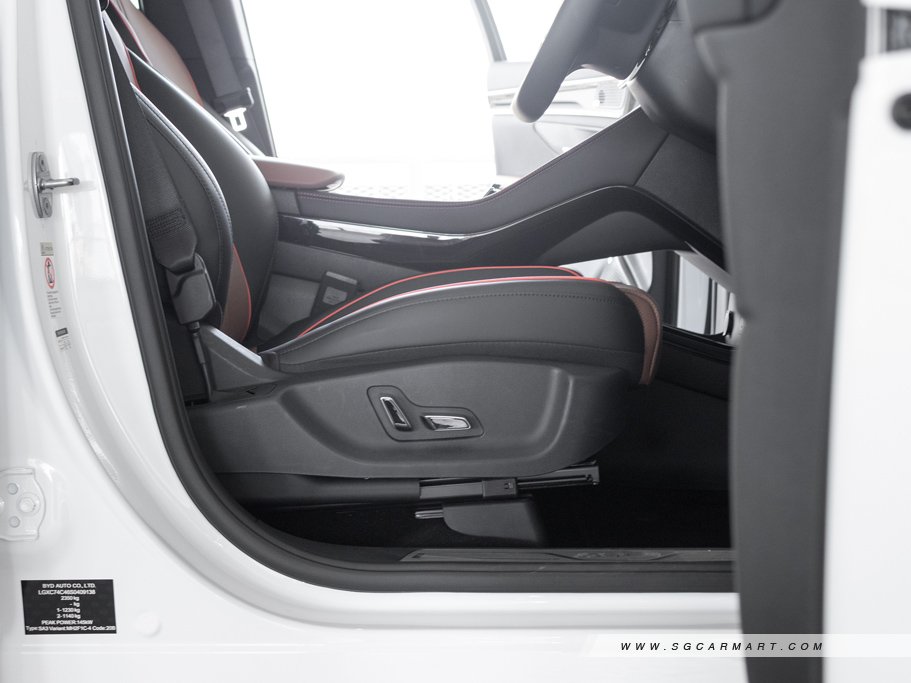 https://i.i-sgcm.com/new_cars/cars/22025/22025_g39