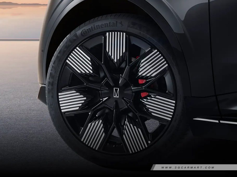 https://i.i-sgcm.com/new_cars/cars/22026/22026_g43