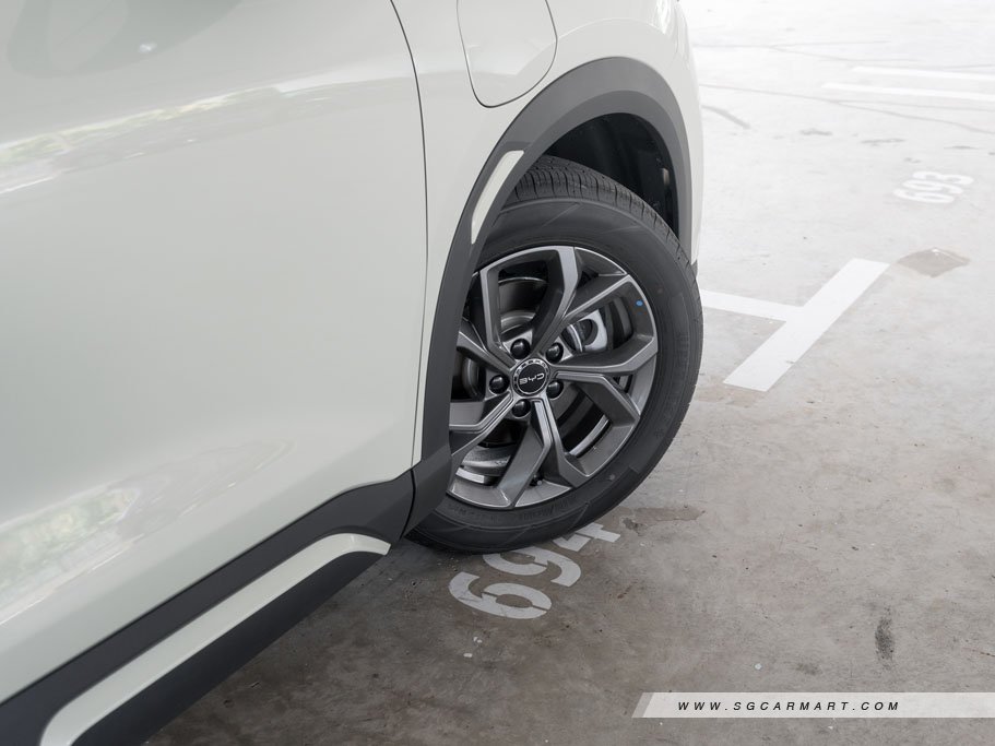 https://i.i-sgcm.com/new_cars/cars/22027/22027_g20