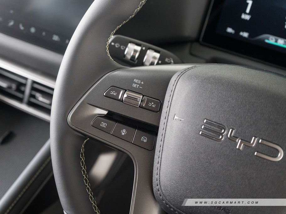 https://i.i-sgcm.com/new_cars/cars/22027/22027_g24