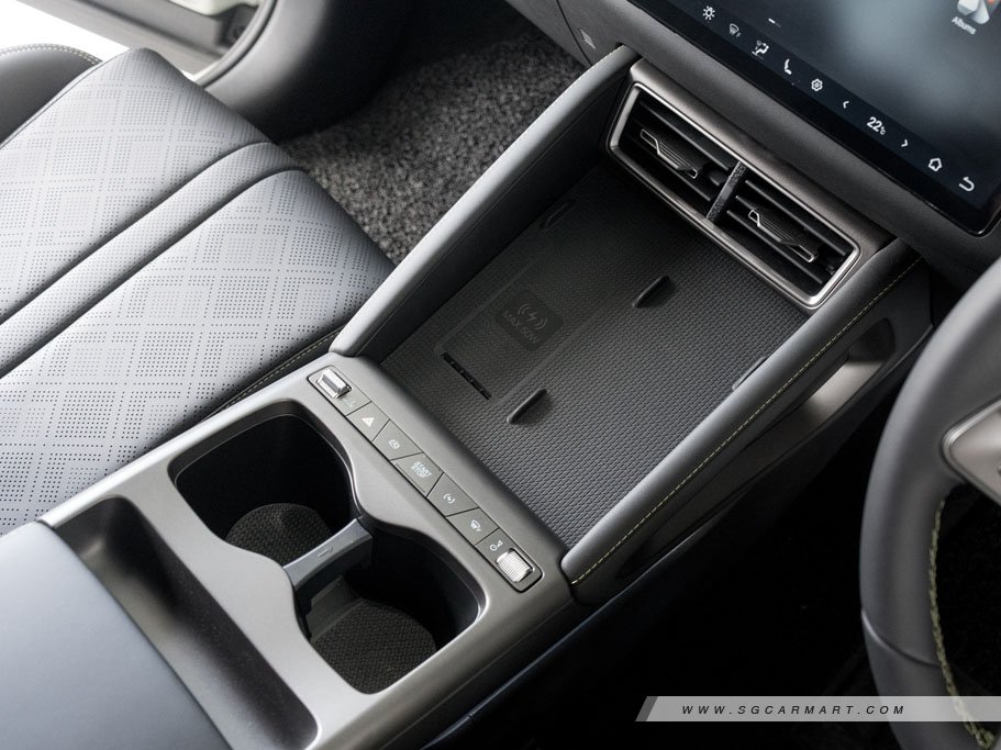 https://i.i-sgcm.com/new_cars/cars/22027/22027_g27