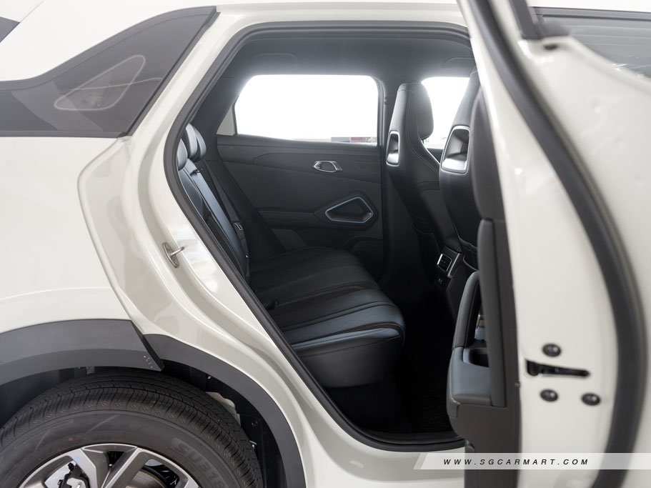 https://i.i-sgcm.com/new_cars/cars/22027/22027_g34