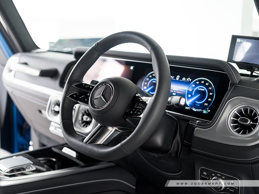 https://i.i-sgcm.com/new_cars/cars/22030/22030_g23