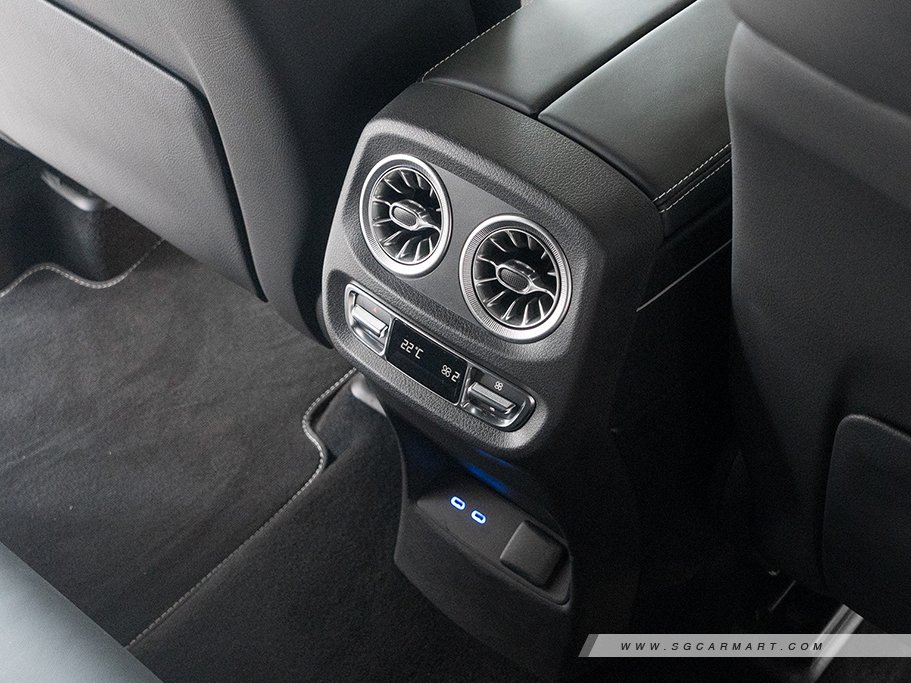 https://i.i-sgcm.com/new_cars/cars/22030/22030_g34