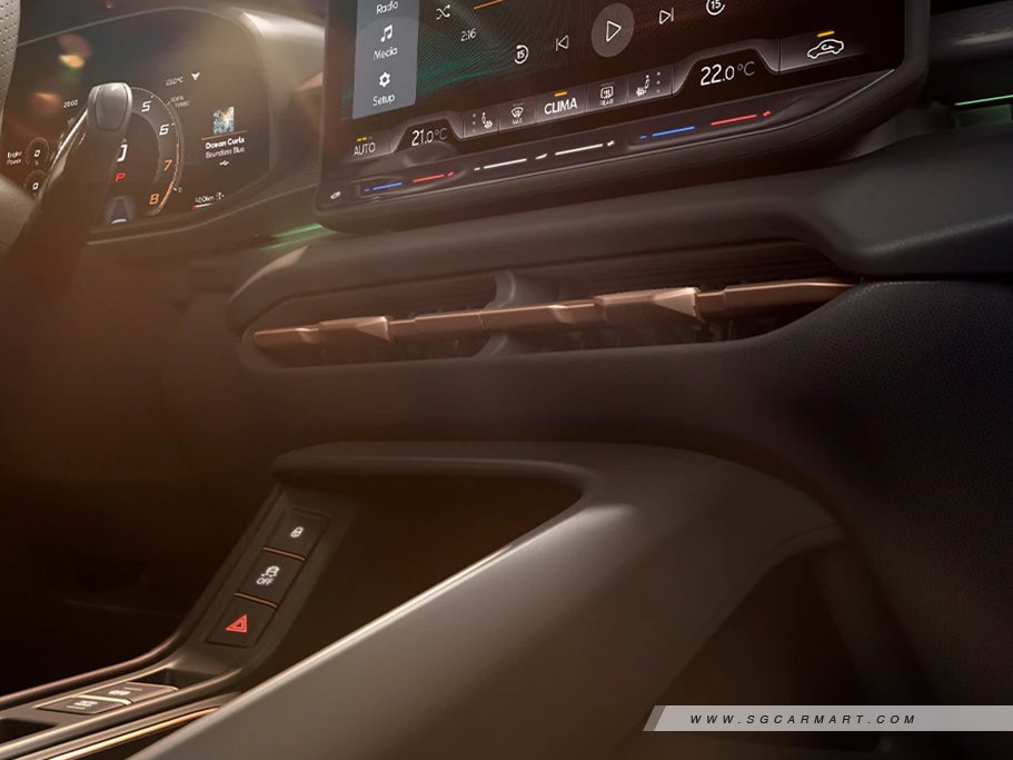 https://i.i-sgcm.com/new_cars/cars/22031/22031_g10