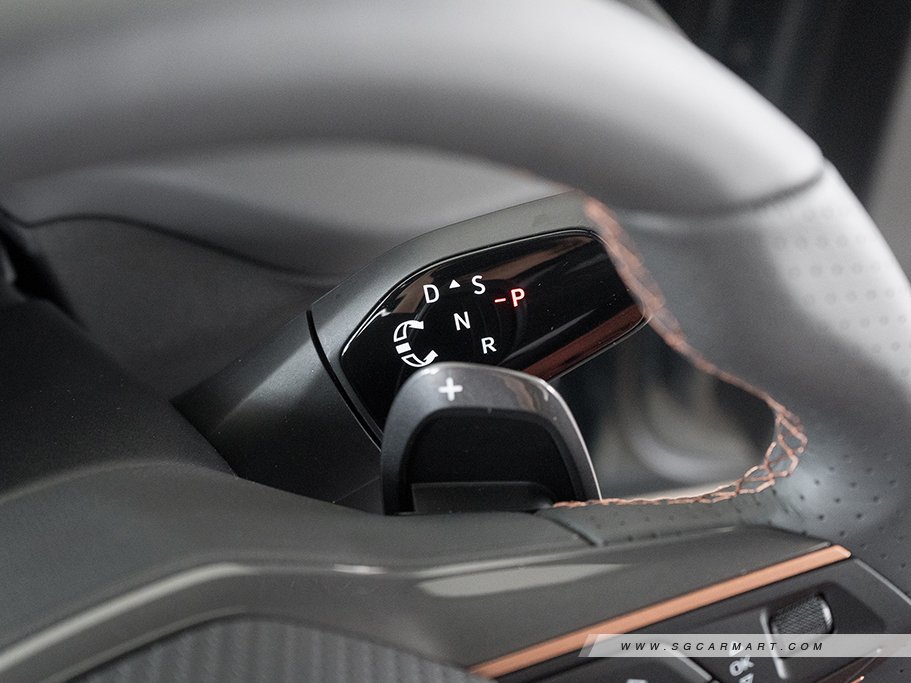https://i.i-sgcm.com/new_cars/cars/22031/22031_g30