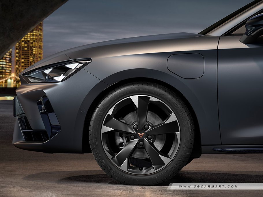 https://i.i-sgcm.com/new_cars/cars/22032/22032_g7
