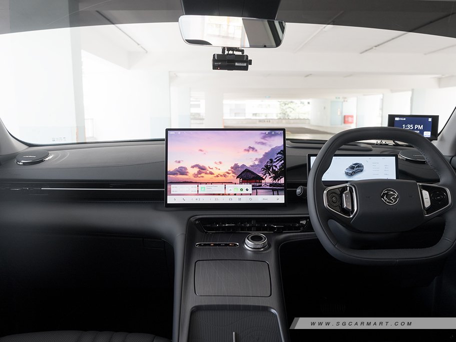 https://i.i-sgcm.com/new_cars/cars/22034/22034_g23