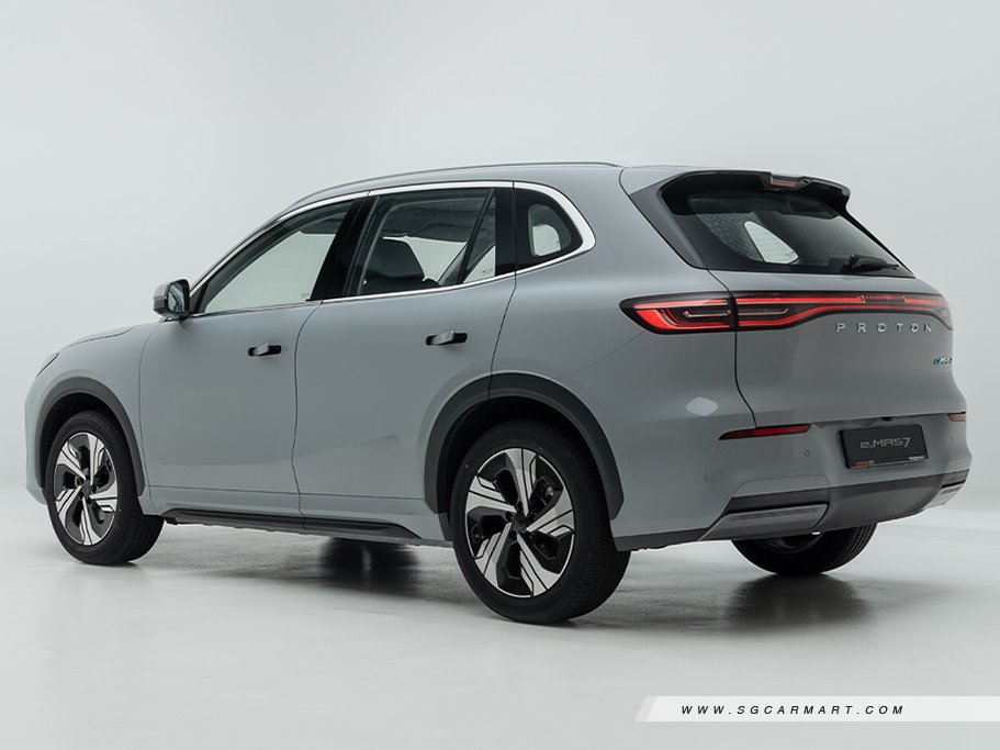 https://i.i-sgcm.com/new_cars/cars/22034/22034_g40