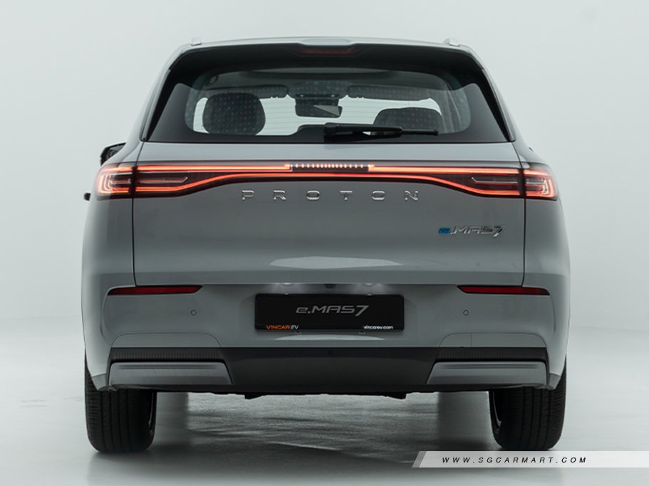 https://i.i-sgcm.com/new_cars/cars/22034/22034_g42
