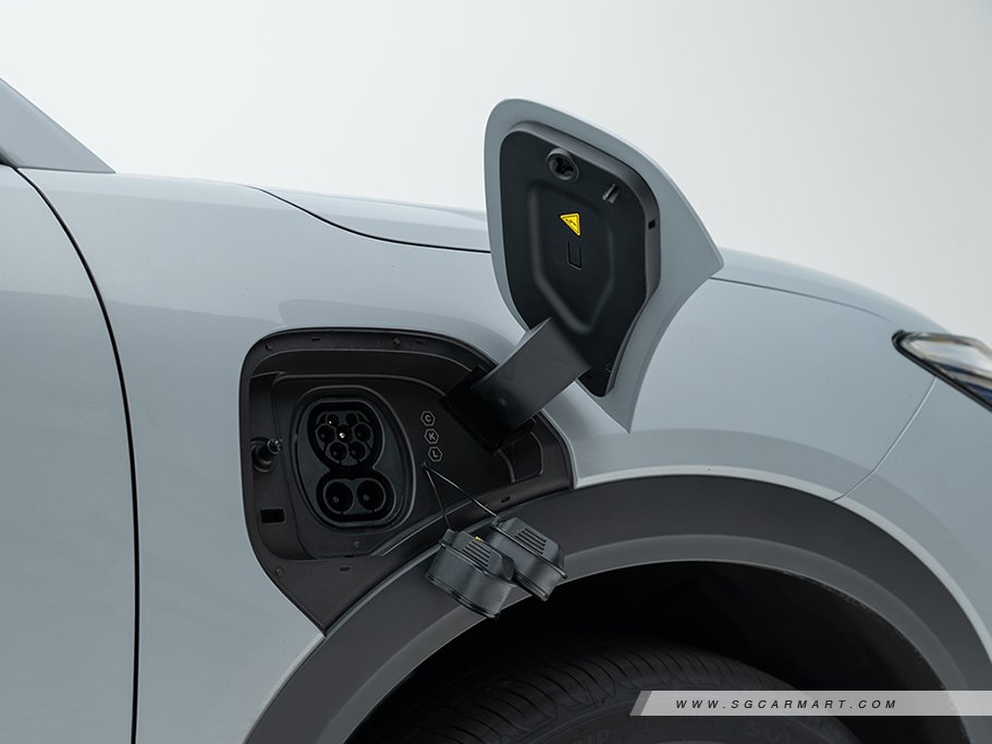 https://i.i-sgcm.com/new_cars/cars/22034/22034_g45