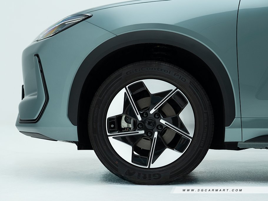 https://i.i-sgcm.com/new_cars/cars/22034/22034_g4