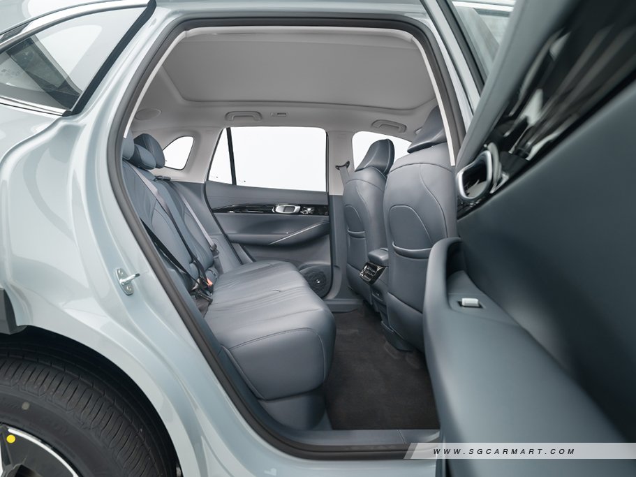 https://i.i-sgcm.com/new_cars/cars/22034/22034_g68