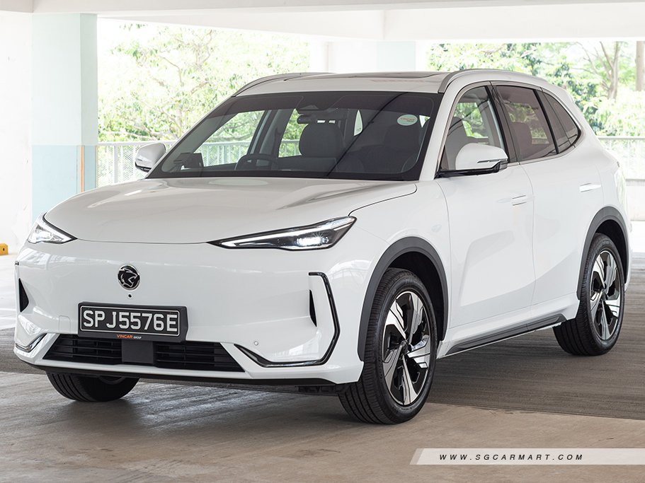 https://i.i-sgcm.com/new_cars/cars/22034/22034_g73