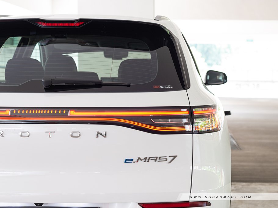 https://i.i-sgcm.com/new_cars/cars/22034/22034_g76