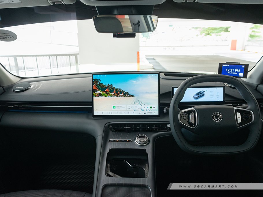 https://i.i-sgcm.com/new_cars/cars/22034/22034_g78