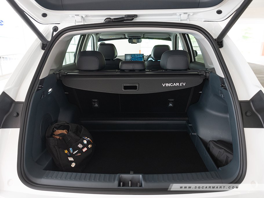 https://i.i-sgcm.com/new_cars/cars/22034/22034_g92